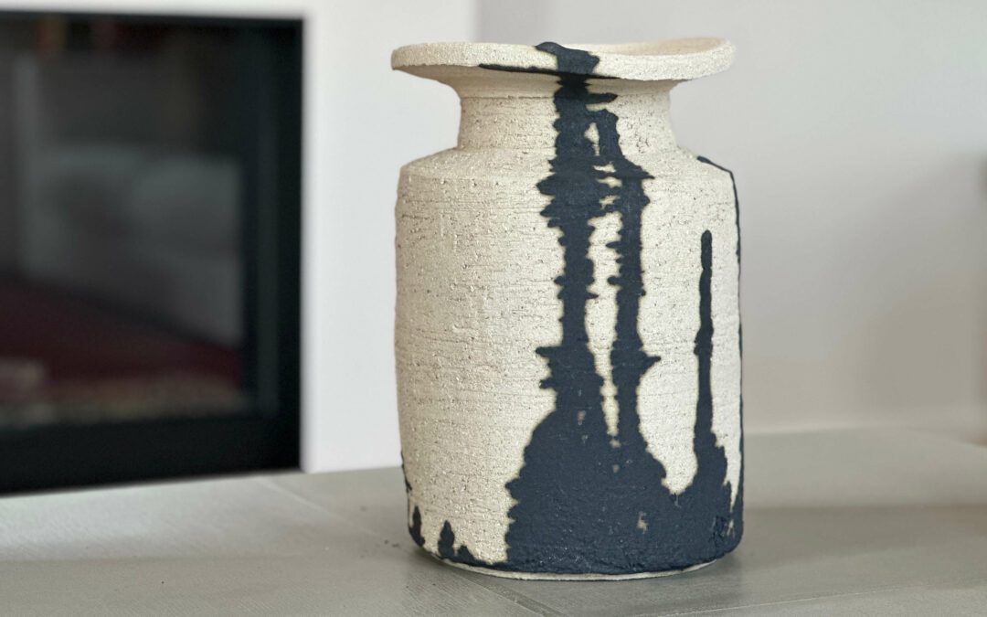 Vase à col grès blanc à coulure de cuivre – Olivier Arnoux