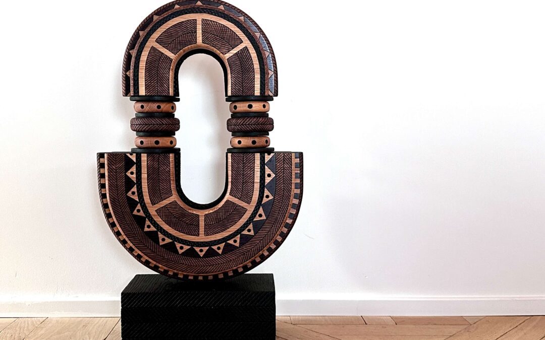 Lucas Castex – Collier en chêne. Pièce unique